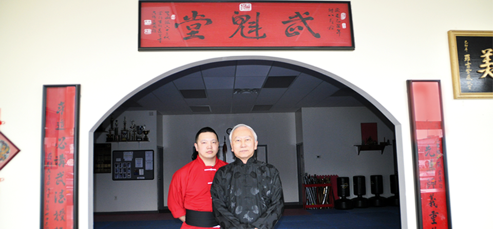 Huang Chien-Liang (黃乾量)